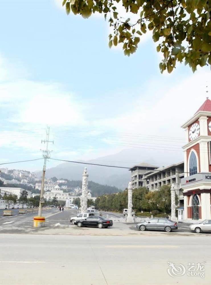 Longwan Hot Springs Esort Mt.Lushan Jiangxi Jiujiang 