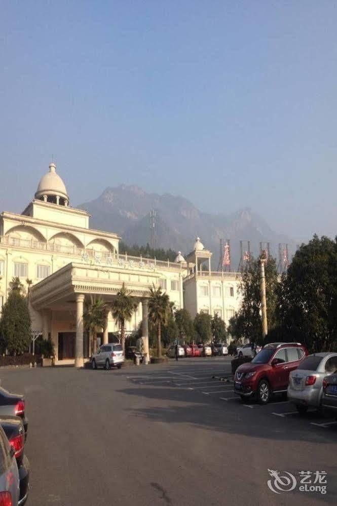 Longwan Hot Springs Esort Mt.Lushan Jiangxi Jiujiang 